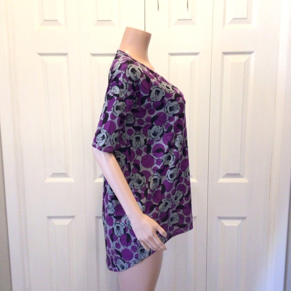 LuLaRoe Womens Irma Disney Minnie Mouse High-Low Tunic Top Size XS - Picture 2 of 6